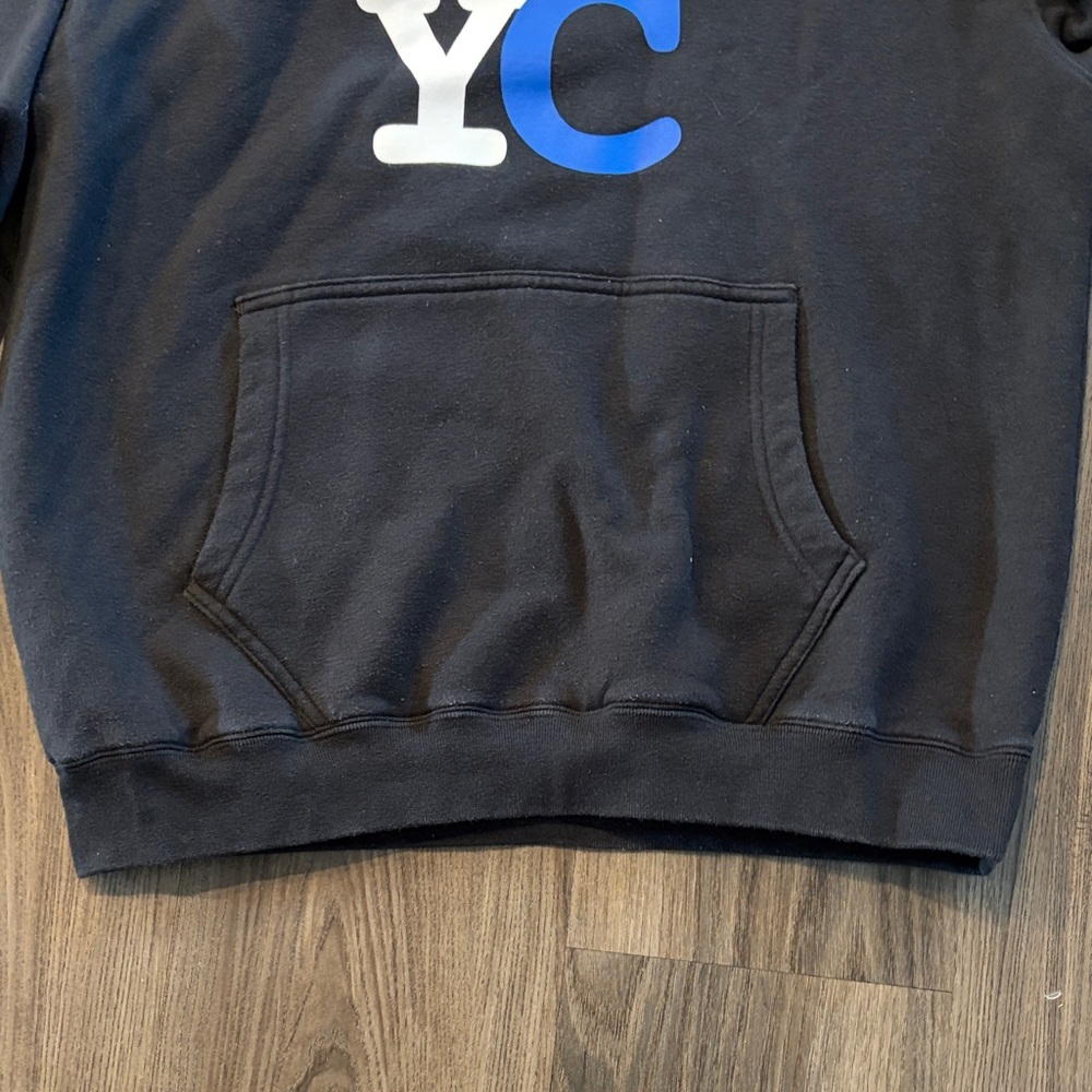 adidas Black NYC Graphic Crewneck Sweatshirt - Men - Small - Picture 4 of 6